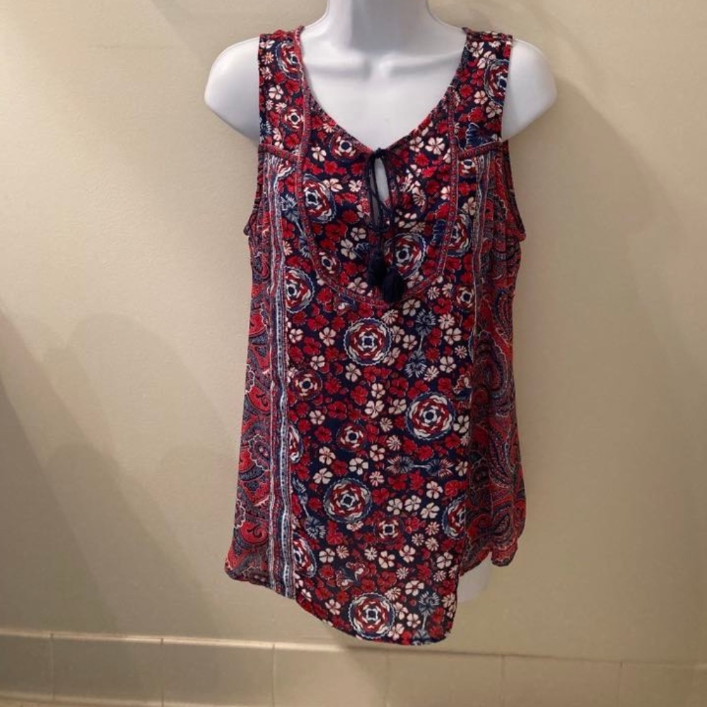 Dress Barn Sleeveless Top Size Medium
